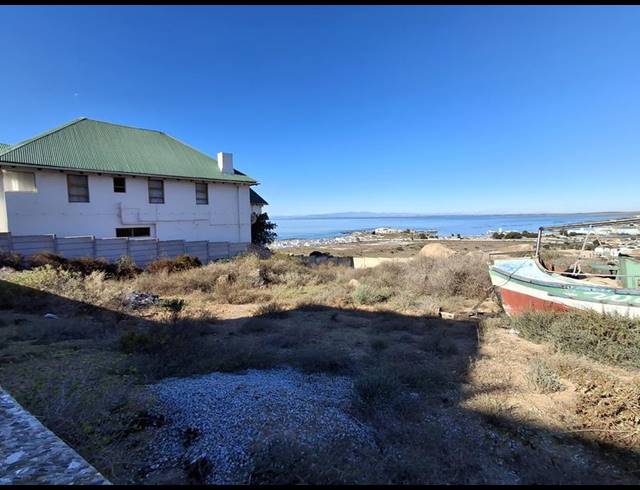 LAND FOR SALE IN BLUEBERRY HILL